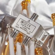 Делитель ТВ «краб» х2 под F разъем 5-1000 МГц Rexant 05-6001